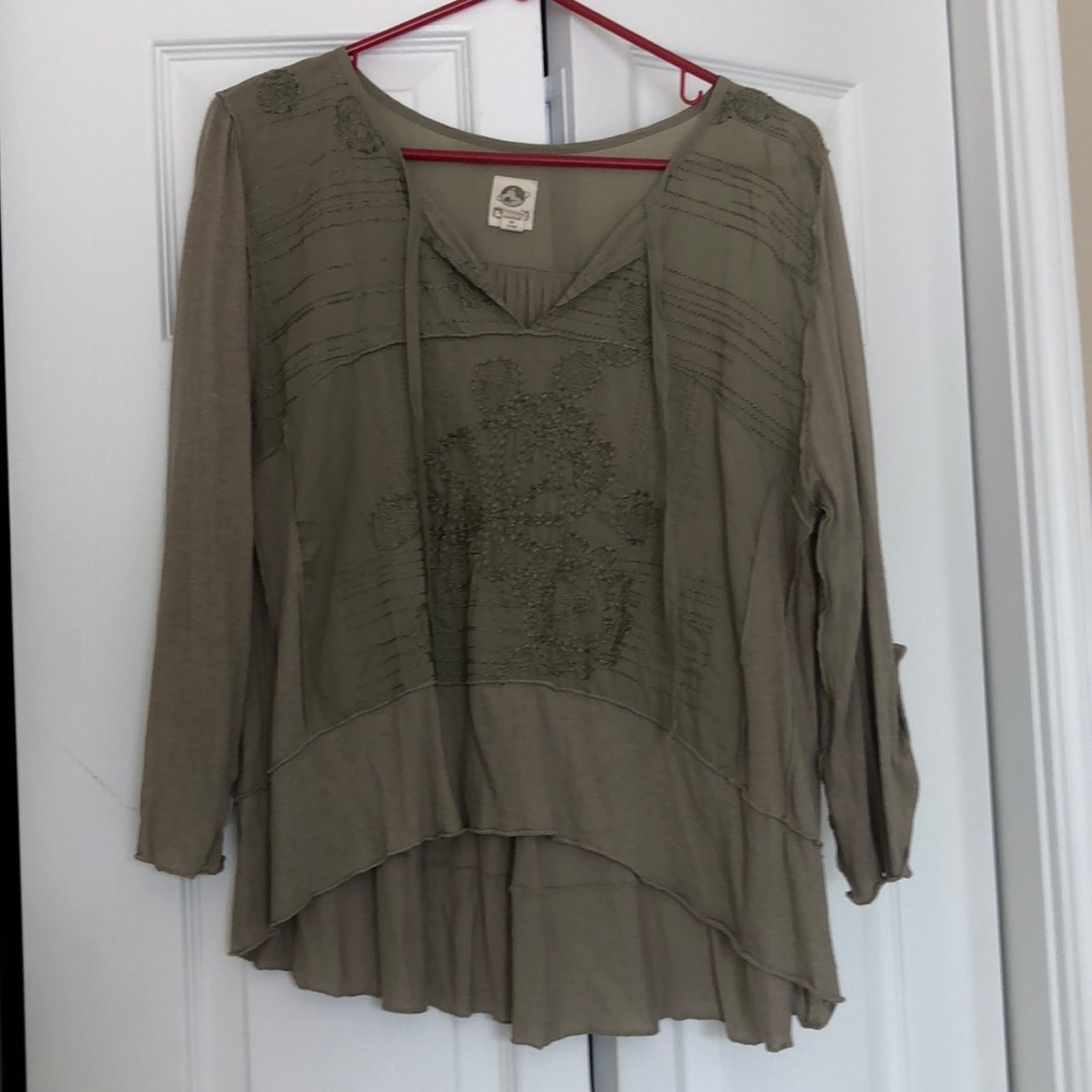 Anthro 3/4 Top